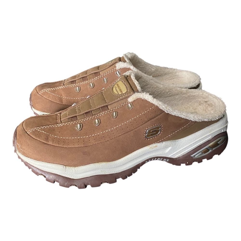 Skechers Womens D’Lites Sled Dog Slip On Sneaker Mules Size 9 Camel Color Lined